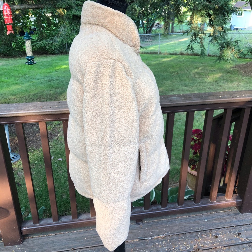 Sherpa Teddy Winter Jacket 🐻🐻🐻 - Picture 4 of 14